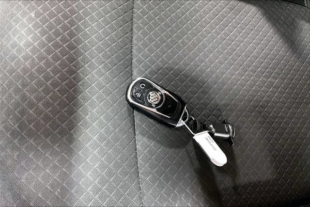 Used 2018 Buick Encore Preferred AWD/4WD image 29
