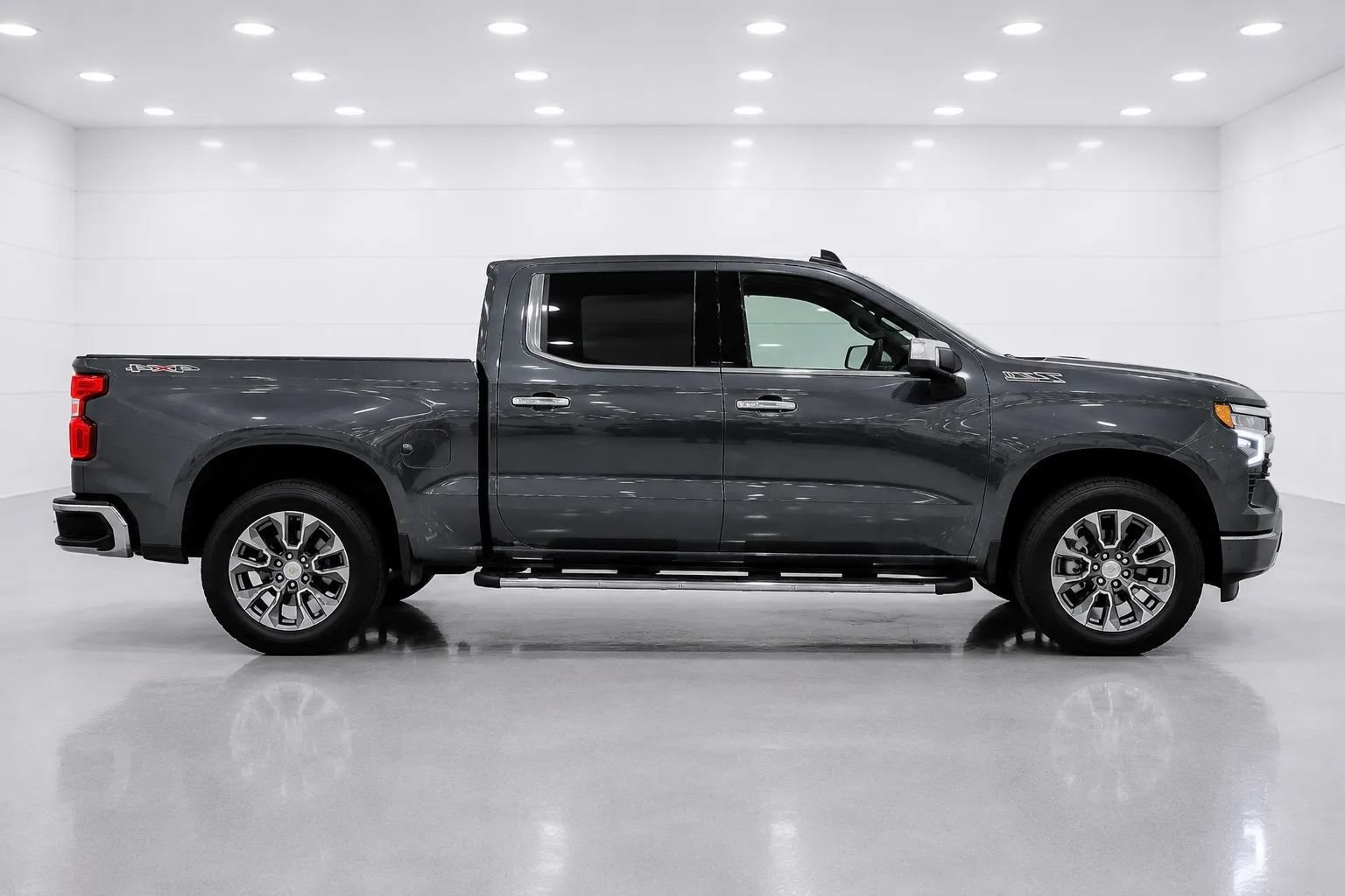 Used 2019 Chevrolet Silverado 1500 RST w/ All-Star Edition AWD/4WD image 6