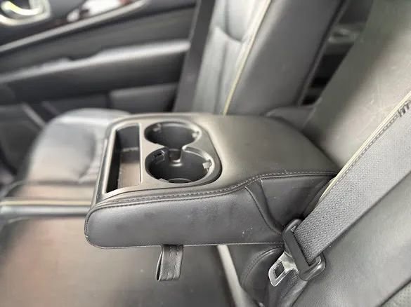 Used 2018 INFINITI QX60 FWD w/ Deluxe Technology Package image 33