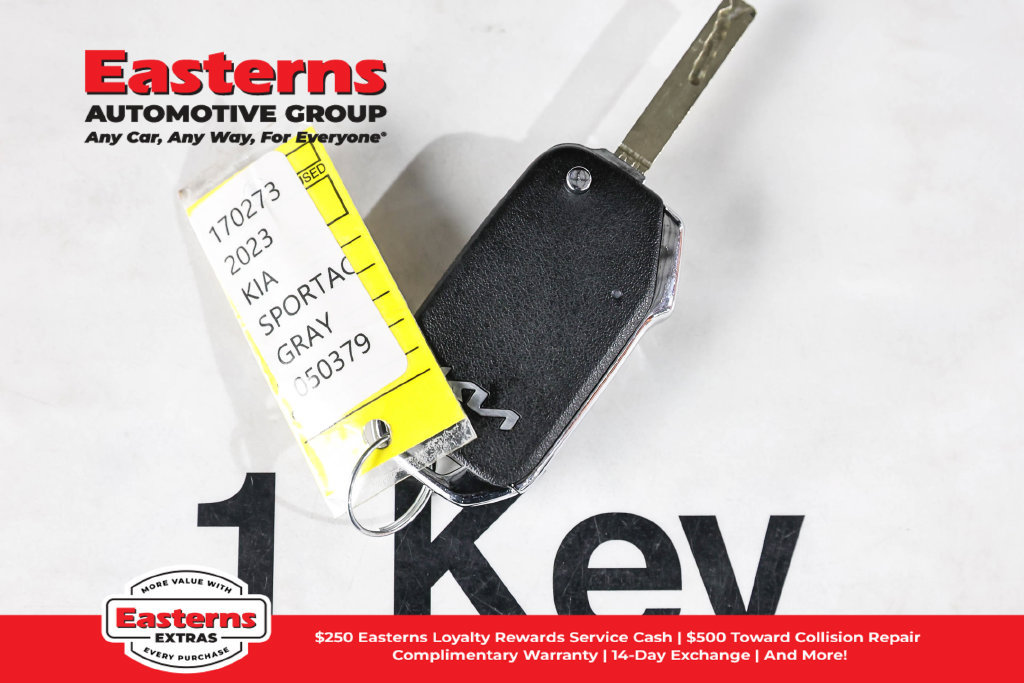 Used 2023 Kia Sportage LX AWD/4WD image 27