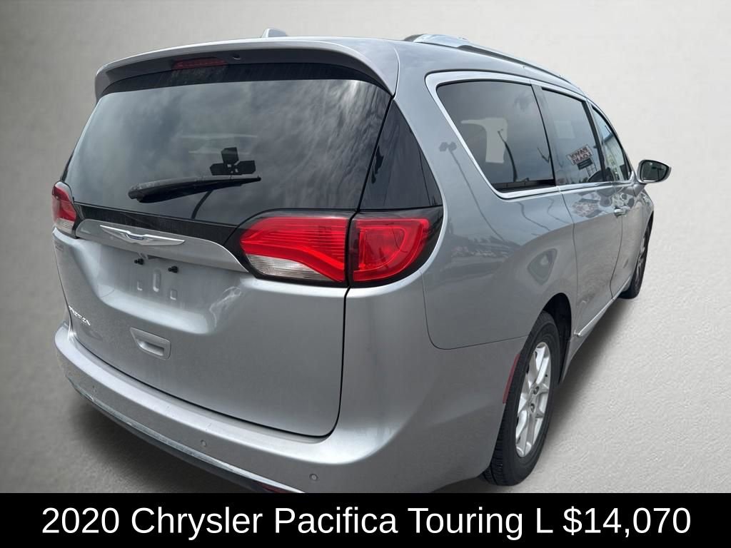 Used 2020 Chrysler Pacifica Touring-L FWD video 3