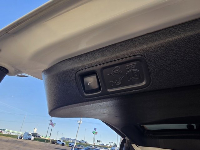 Used 2022 Ford Expedition Max Platinum image 17