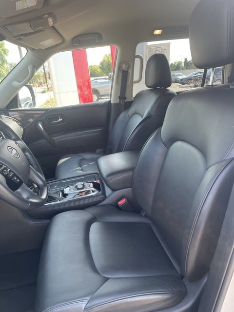 Used 2023 Nissan Armada SV image 8
