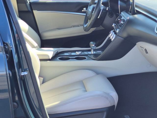 Used 2022 Genesis G70 2.0T image 21