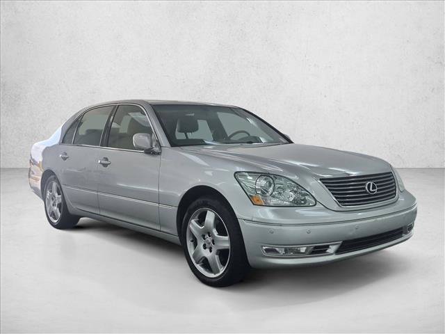 Used 2005 Lexus LS 430 RWD image 3