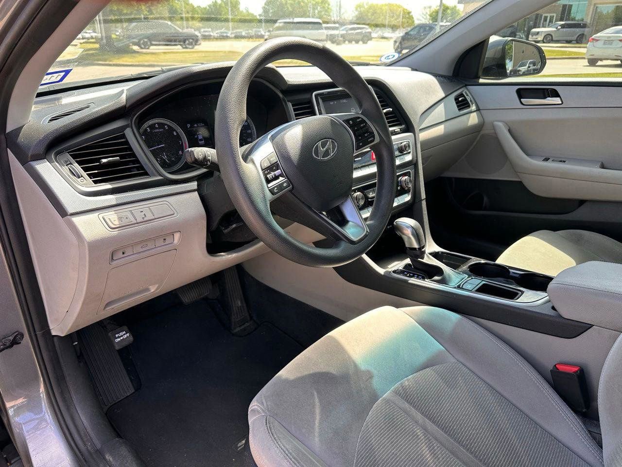 Used 2019 Hyundai Sonata SE image 21