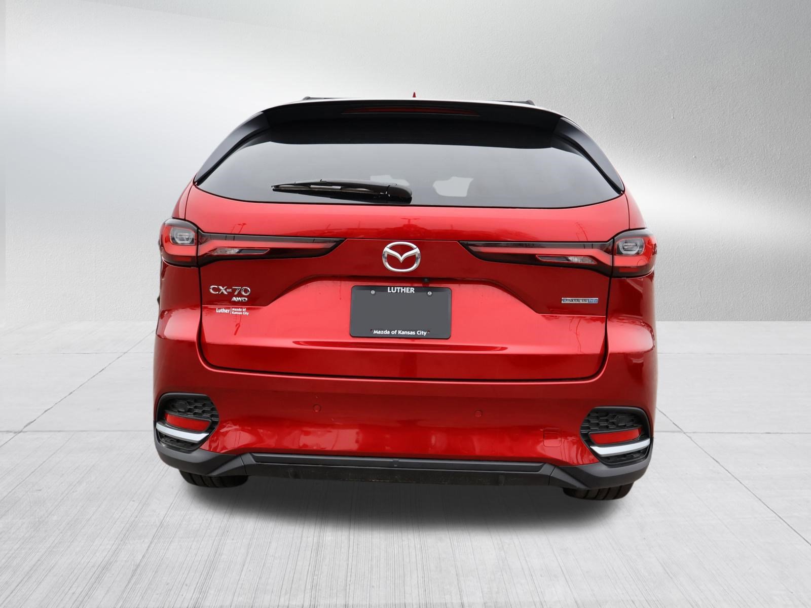 Used 2025 MAZDA CX-70 Plug-In Hybrid w/ Premium Pkg image 6