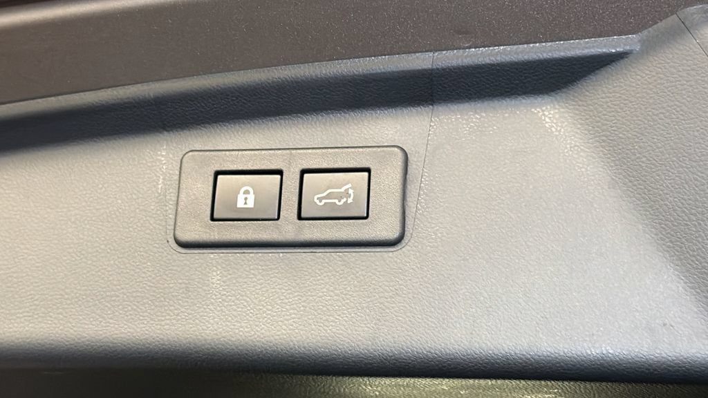 Used 2023 Subaru Outback Limited AWD/4WD image 15