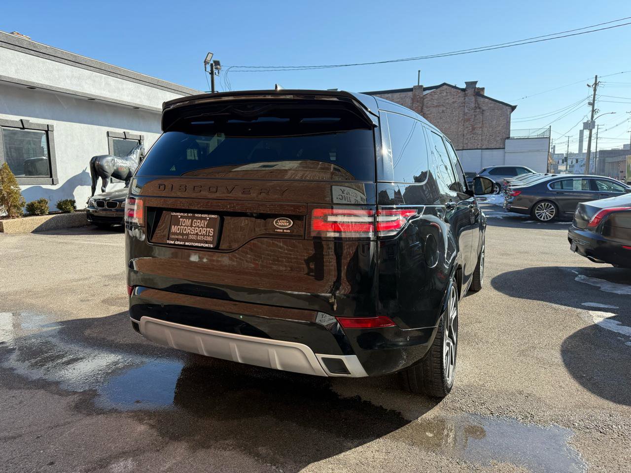 Used 2018 Land Rover Discovery HSE Luxury image 3