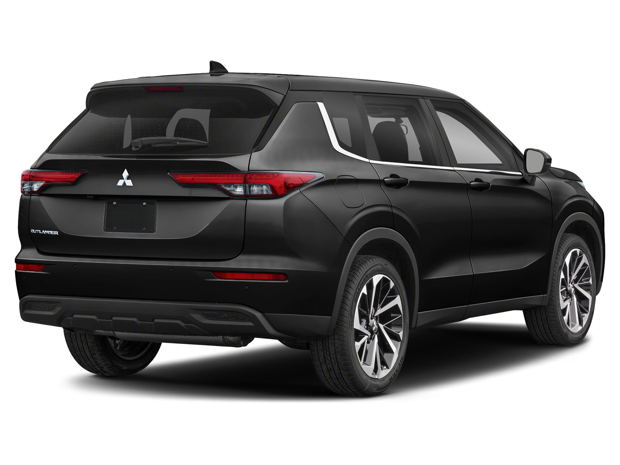 Used 2022 Mitsubishi Outlander ES image 2