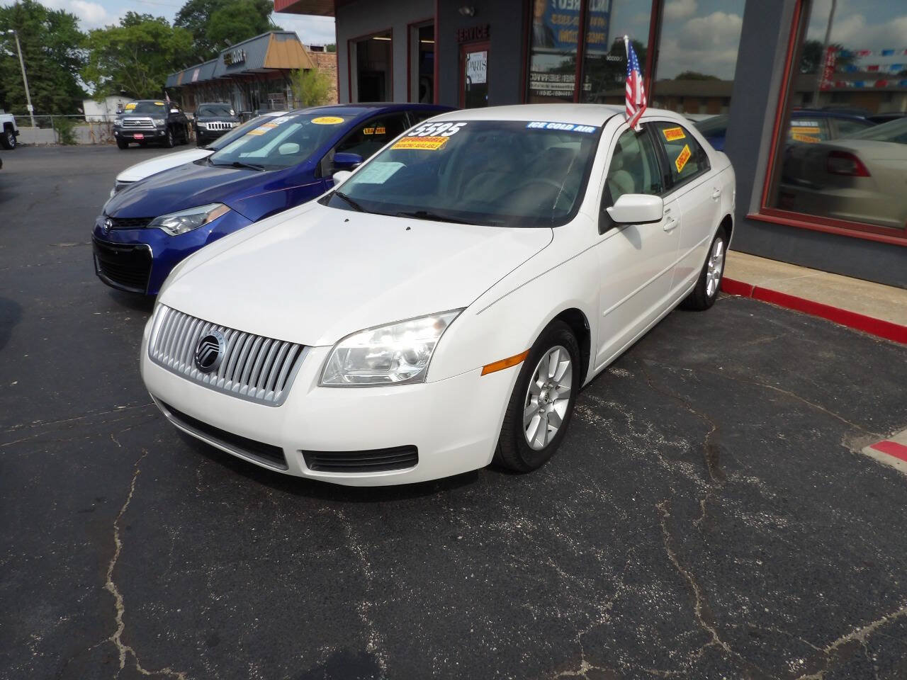 Used 2009 Mercury Milan FWD image 1