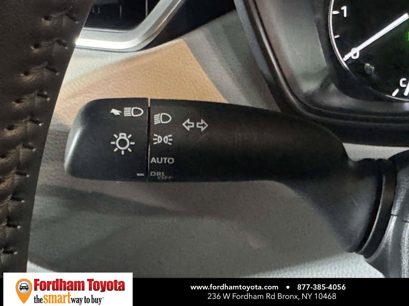 Used 2024 Toyota Corolla SE w/ SE Package AWD/4WD image 23