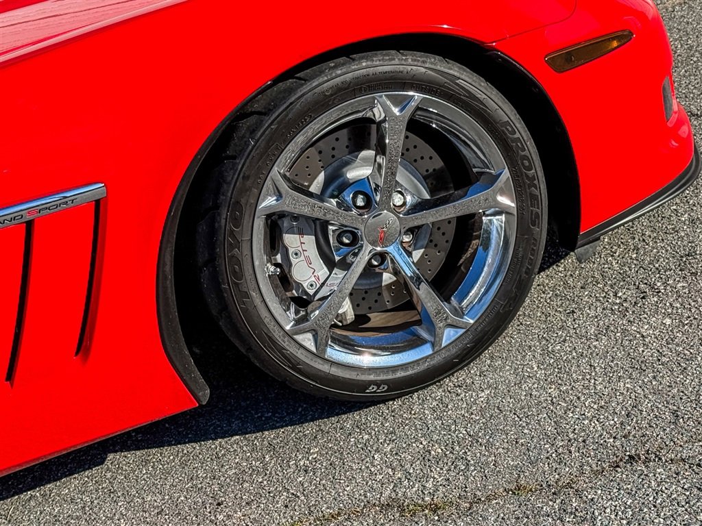 Used 2011 Chevrolet Corvette Grand Sport w/ Preferred Equipment Group RWD image 35