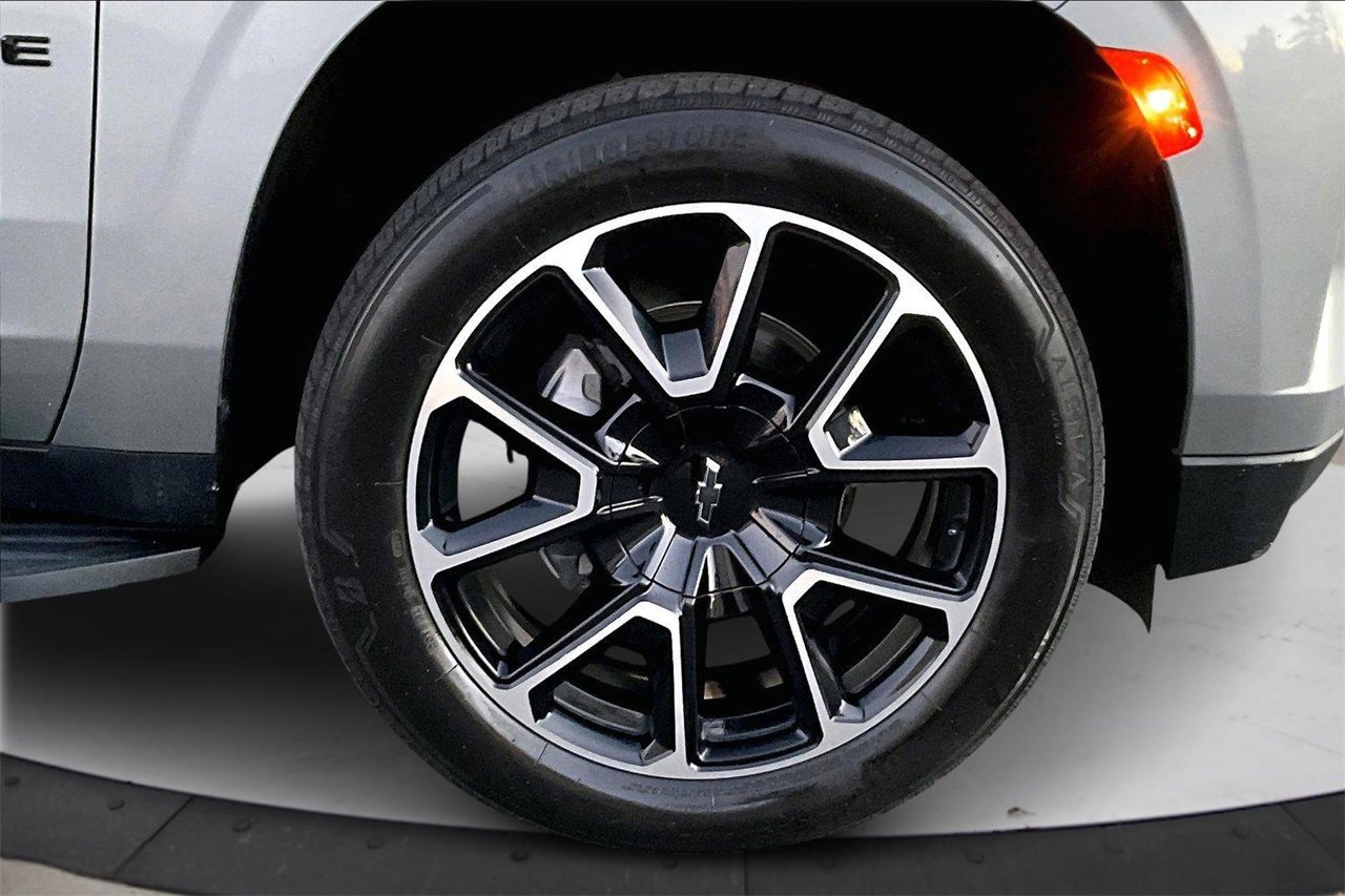 Used 2023 Chevrolet Tahoe RST w/ Luxury Package image 32