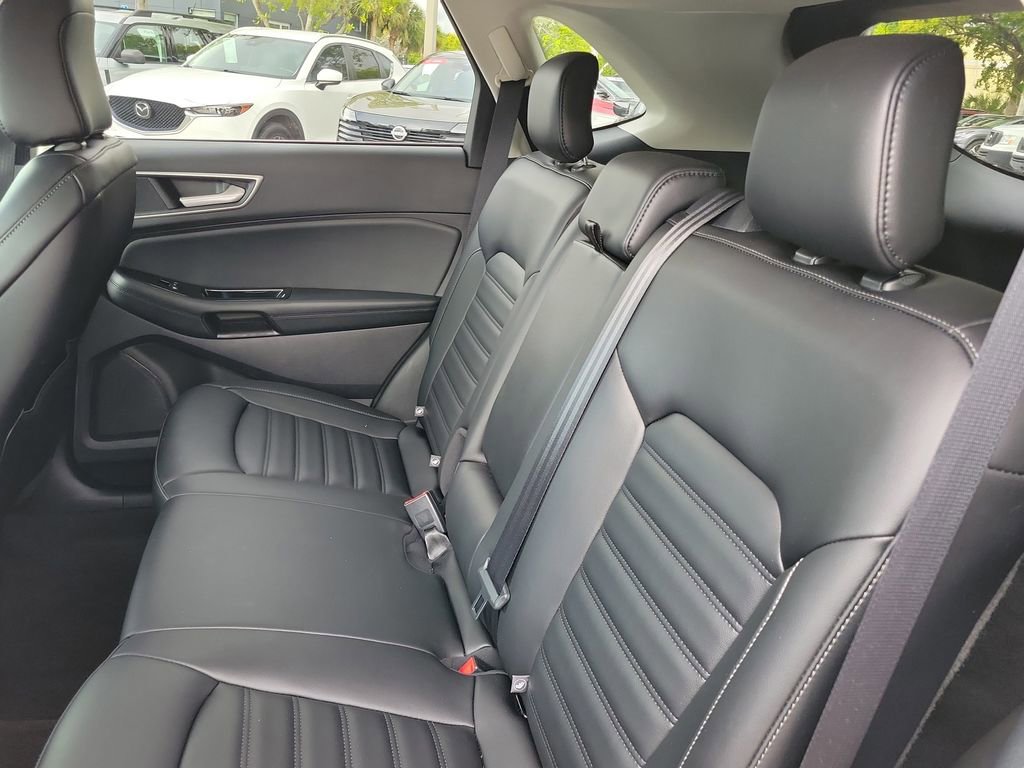 Used 2020 Ford Edge SEL w/ Convenience Package FWD image 15