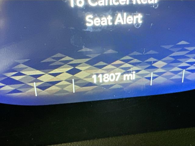 Used 2025 Jeep Wrangler Unlimited Rubicon 4xe w/ Safety Group image 15