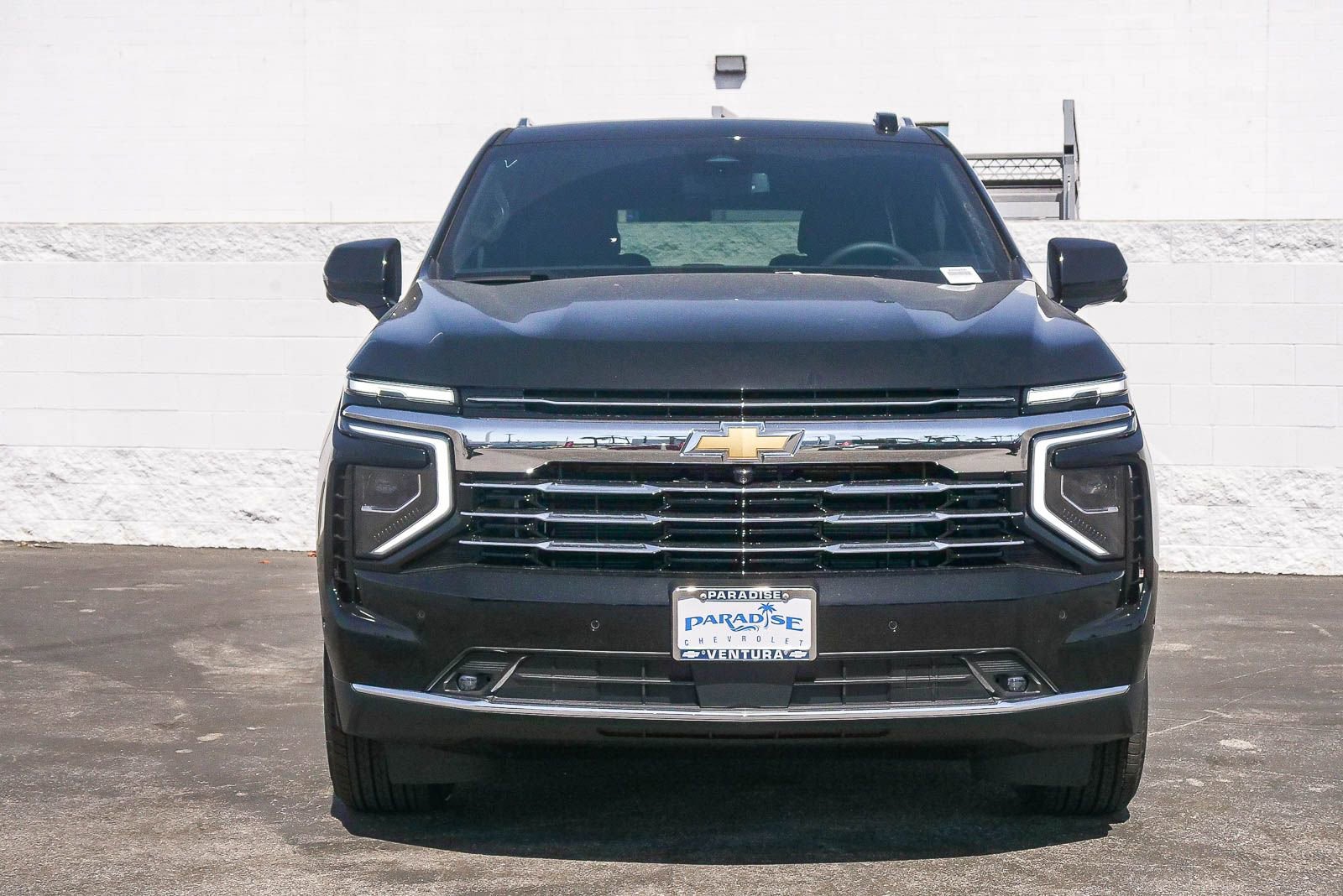 New 2026 Chevrolet Suburban LT w/ Comfort Package AWD/4WD image 2