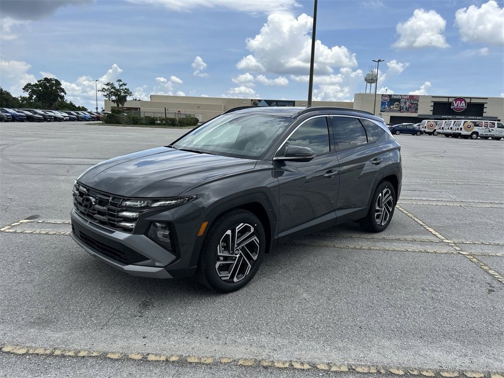 New 2025 Hyundai Tucson Limited image 14