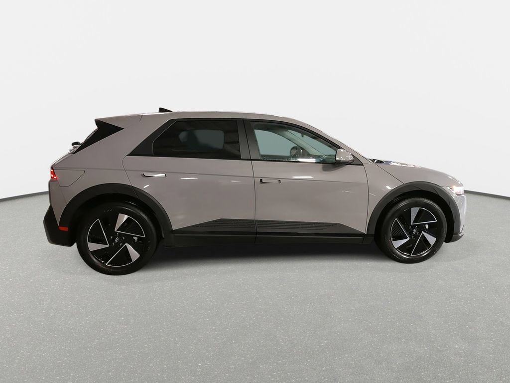 New 2025 Hyundai Ioniq 5 SE AWD/4WD image 4