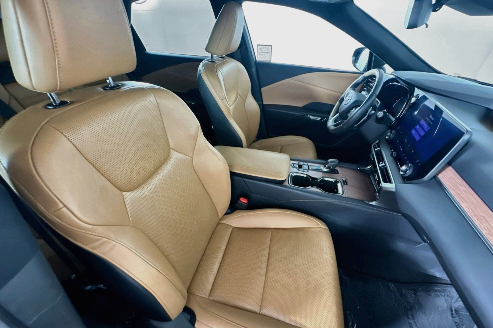 Used 2024 Lexus RX 350 Premium Plus w/ Convenience Package AWD/4WD image 8