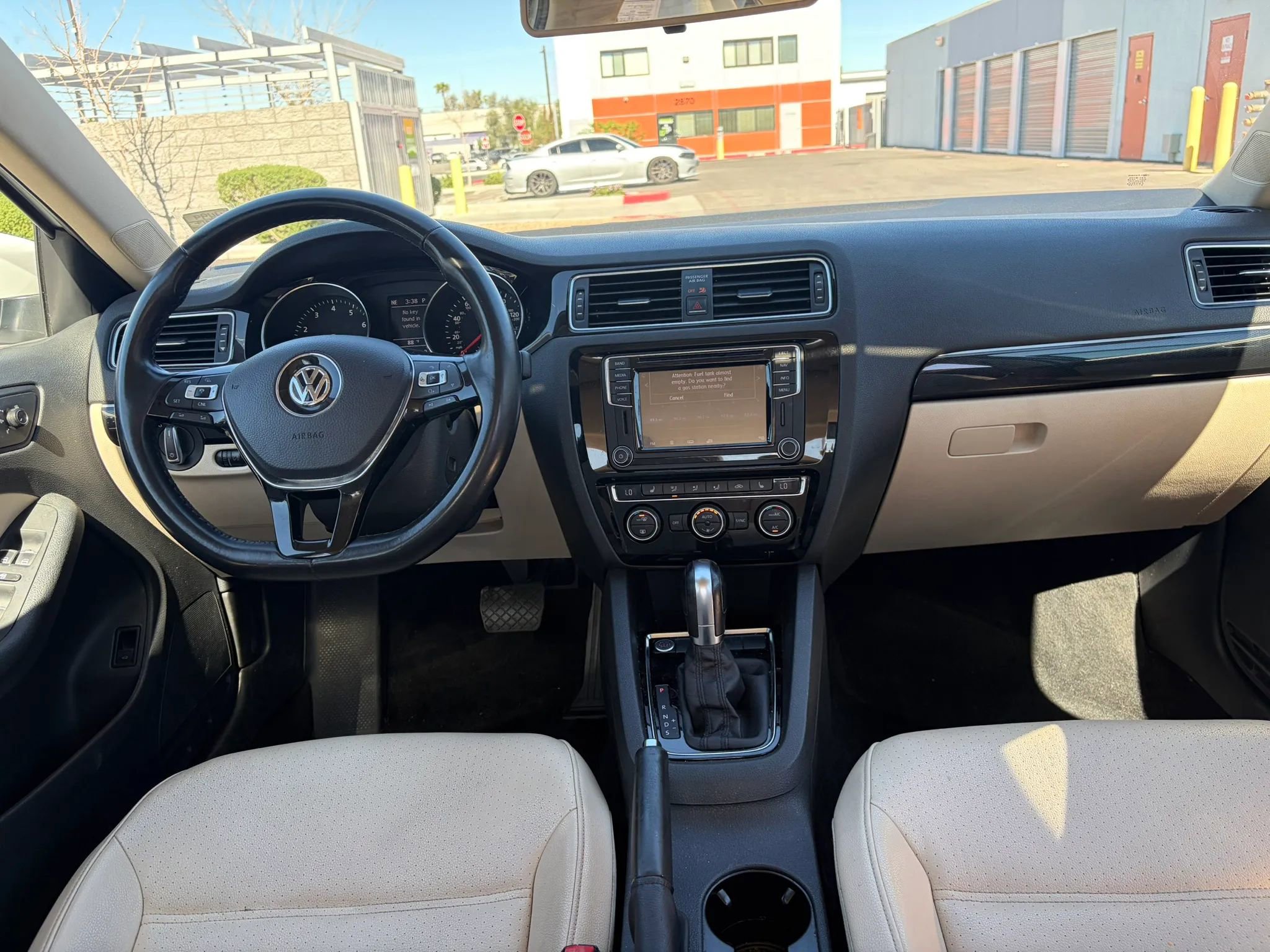 Used 2017 Volkswagen Jetta SEL image 10