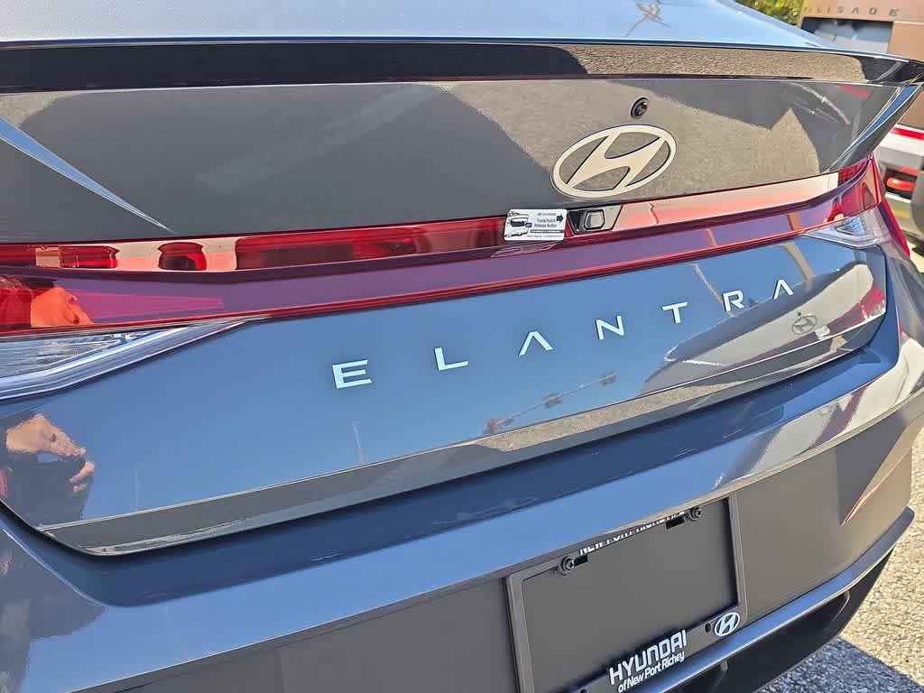 New 2026 Hyundai Elantra Sport FWD image 13