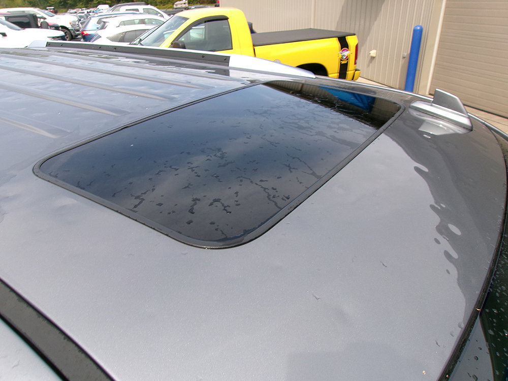 Used 2019 Cadillac Escalade Luxury image 9