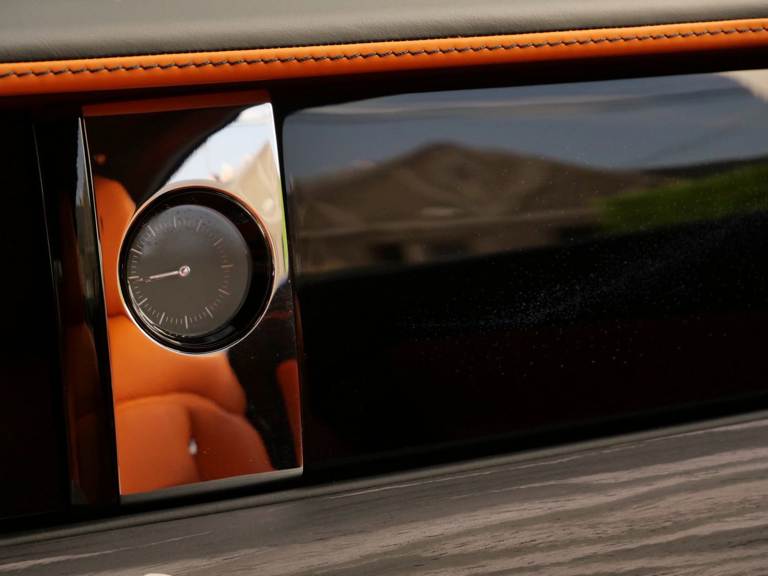 Certified 2024 Rolls-Royce Spectre image 14