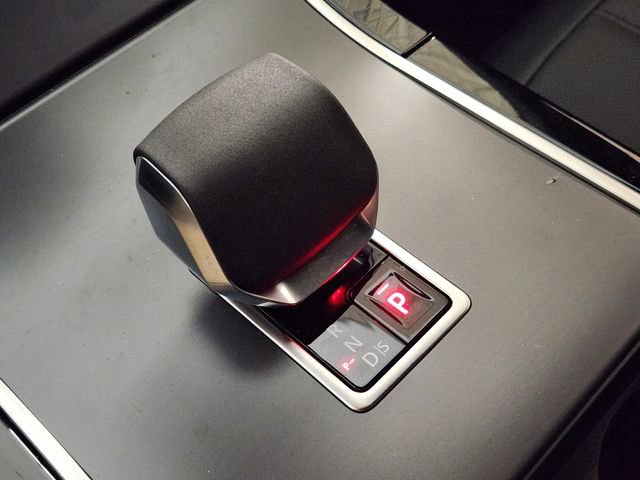 Used 2026 Land Rover Range Rover Evoque S image 19