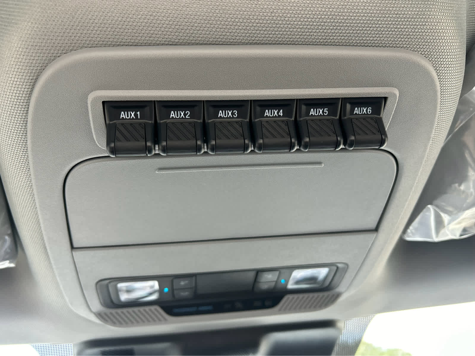 New 2025 Ford F550 4x4 Regular Cab Super Duty image 31