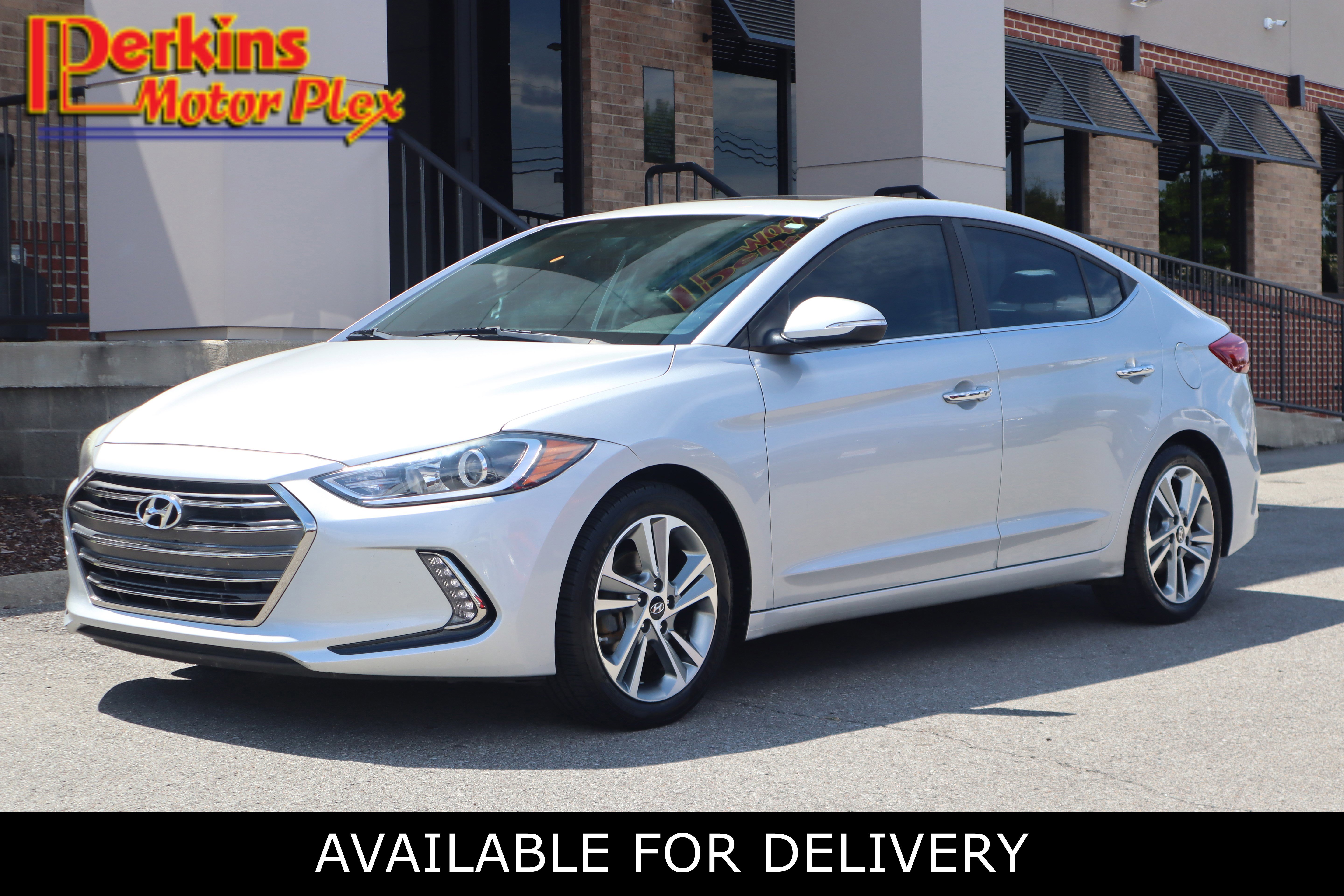 Used 2017 Hyundai Elantra Limited w/ Limited Tech Package 04