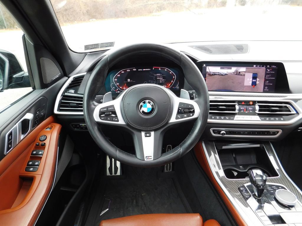 Used 2021 BMW X5 M50i w/ Premium Package image 16