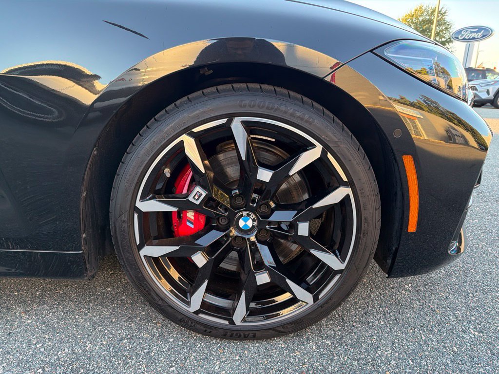 Used 2025 BMW 430i Coupe w/ M Sport Package RWD image 4