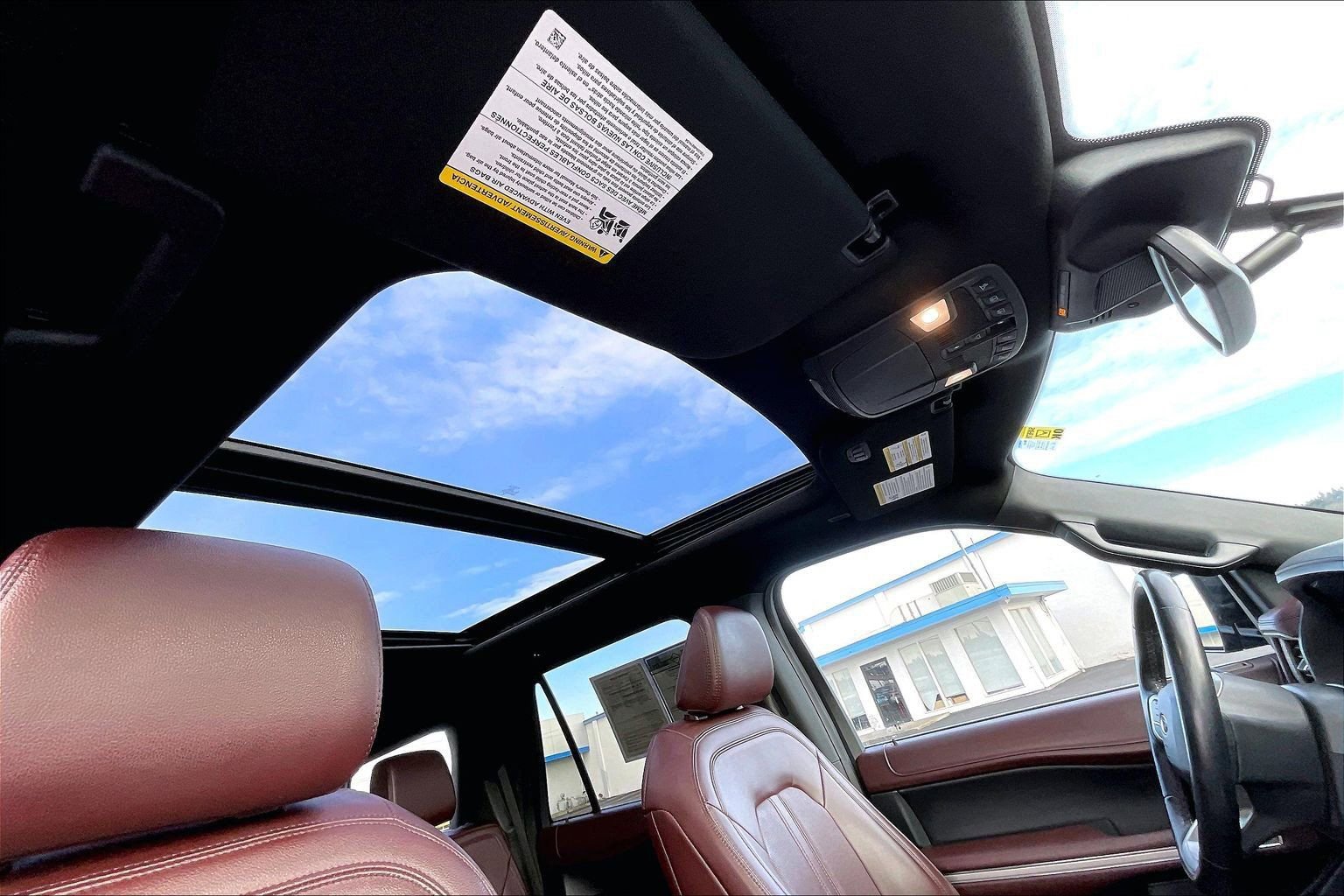 Used 2023 Ford Expedition Limited image 22