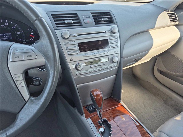 Used 2010 Toyota Camry XLE FWD image 13