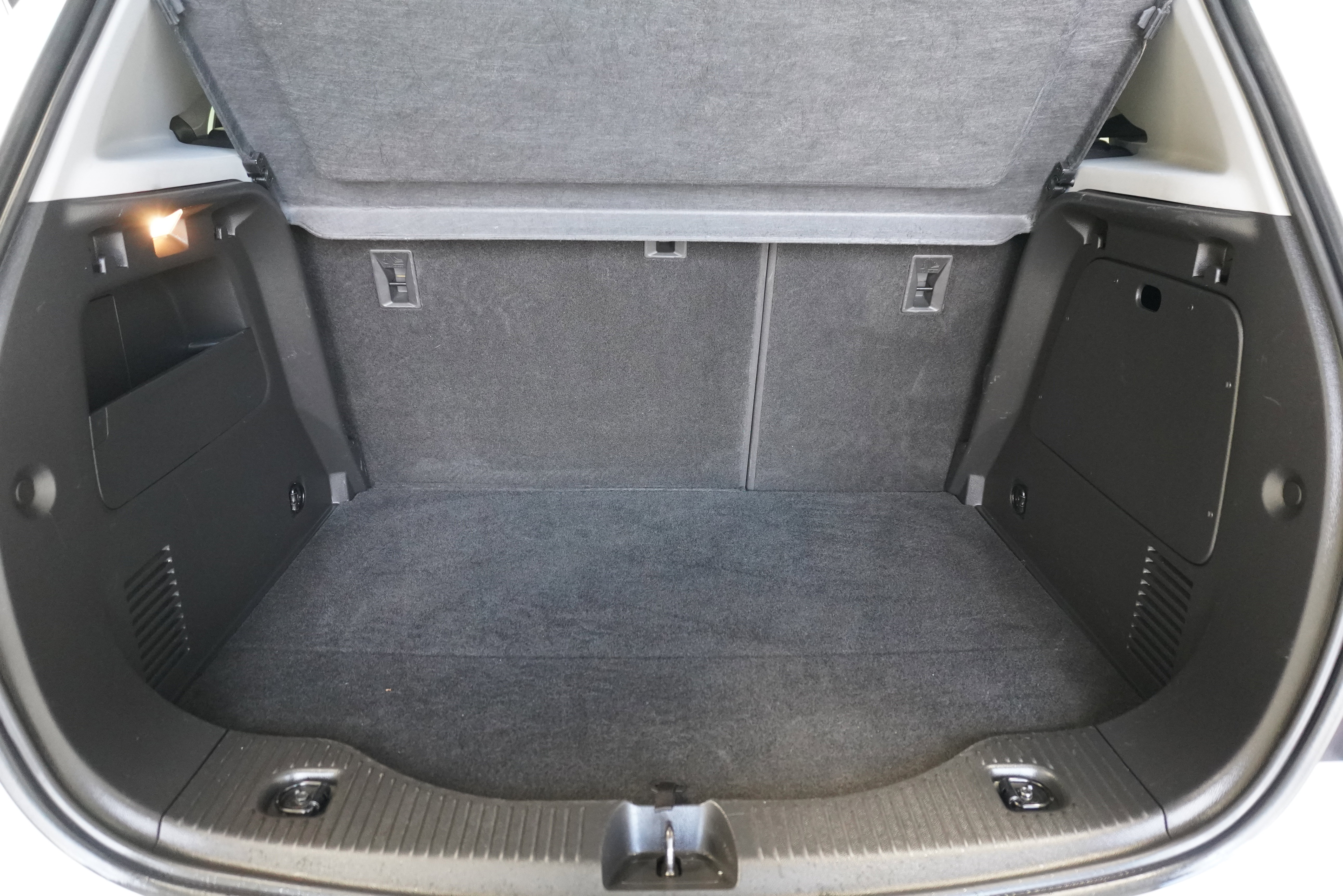 Used 2020 Chevrolet Trax LT w/ LT Convenience Package image 22