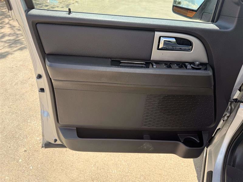 Used 2012 Ford Expedition EL Limited image 13