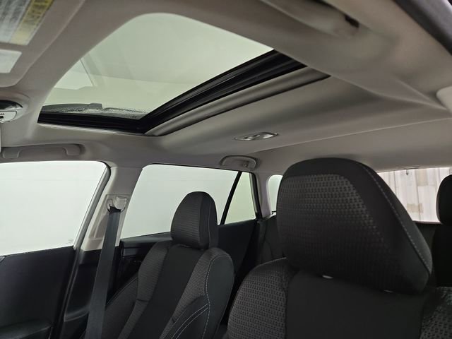 Used 2024 Subaru Outback Premium w/ Popular Package #1A image 30