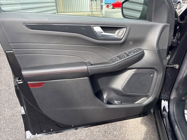 New 2025 Ford Escape ST-Line w/ Equipment Group 301A image 11