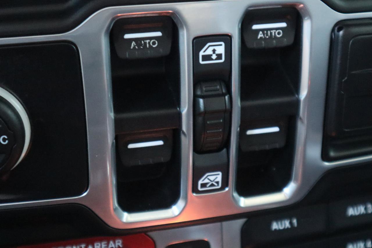 Used 2018 Jeep Wrangler Unlimited Rubicon AWD/4WD image 88