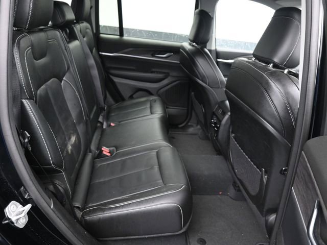 Used 2023 Jeep Grand Cherokee Limited image 8