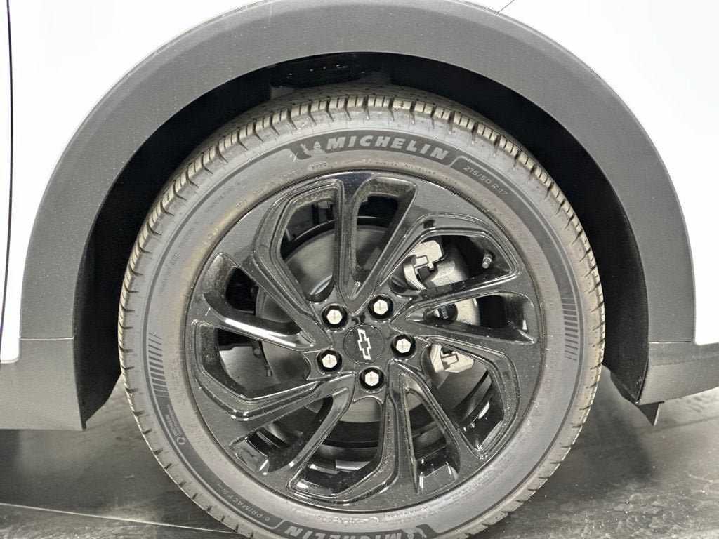 New 2027 Chevrolet Bolt RS FWD image 28