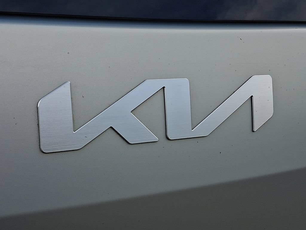 Used 2024 Kia EV9 GT-Line AWD/4WD image 31
