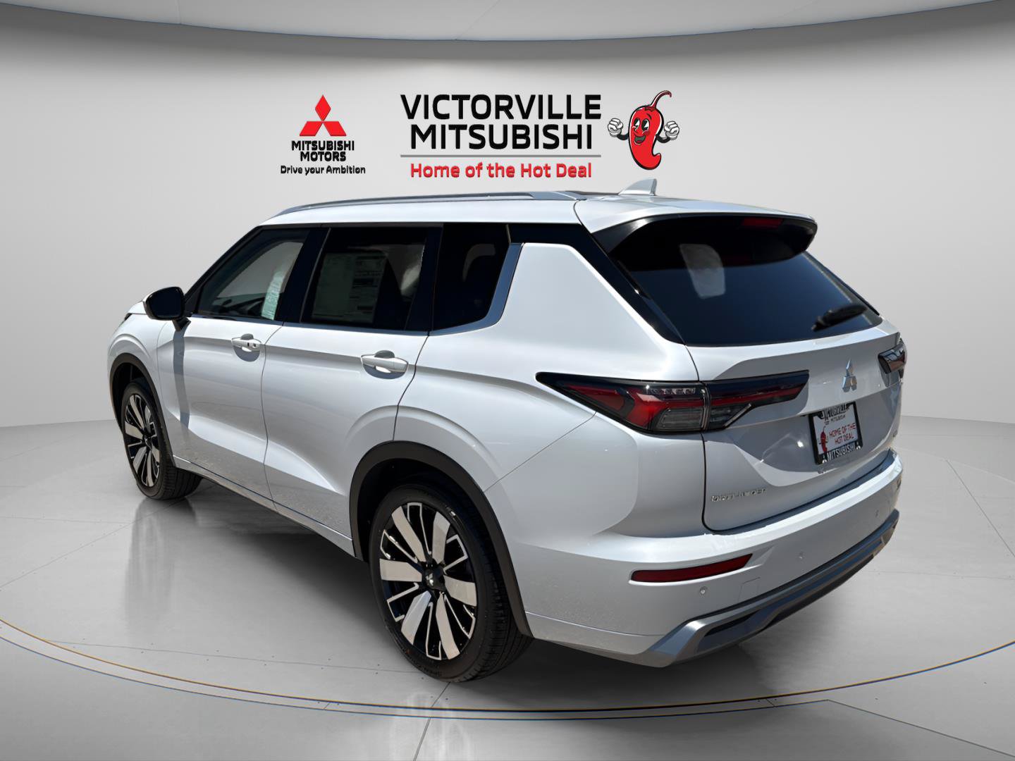 New 2026 Mitsubishi Outlander SEL FWD image 7