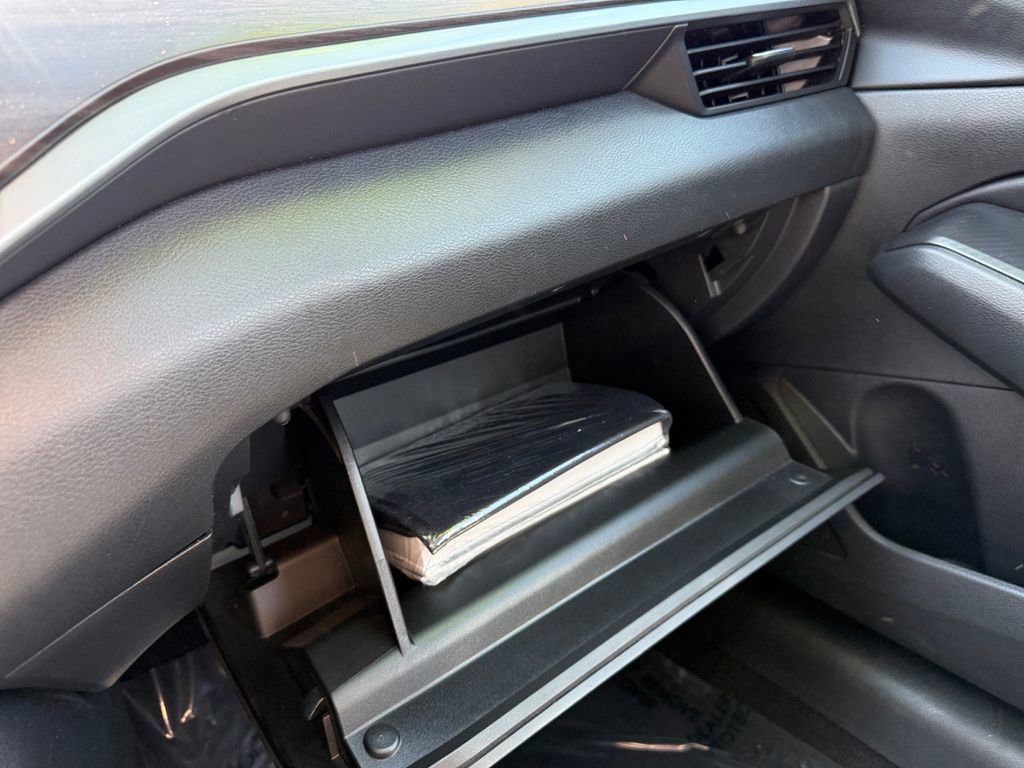 Used 2024 Nissan Altima 2.5 SV FWD image 23