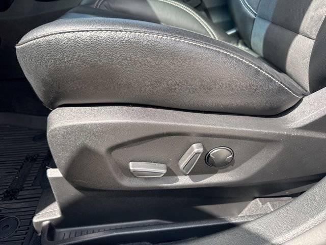 Used 2024 Ford Edge ST image 20