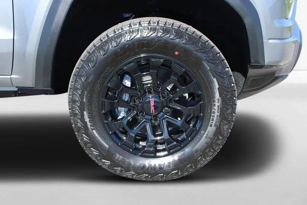 New 2026 GMC Canyon Elevation RWD image 35