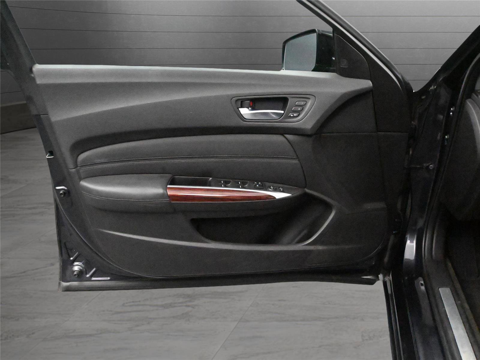 Used 2015 Acura TLX V6 w/ Technology Package image 10