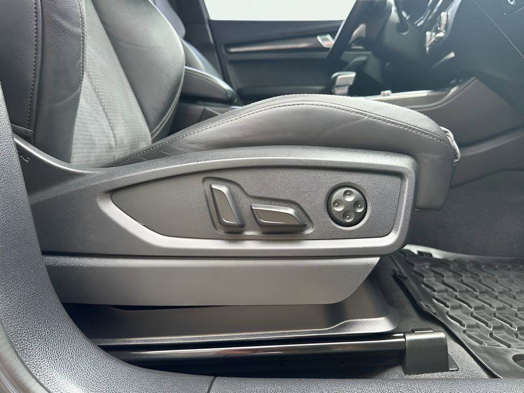 Used 2022 Audi SQ5 Premium Plus image 41