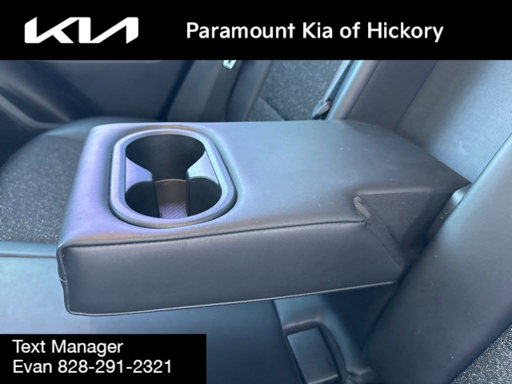 Used 2025 Kia K4 GT-Line w/ GT-Line Sunroof Package FWD image 14